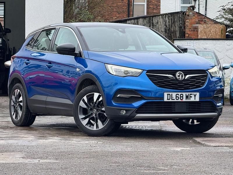 Used Vauxhall Grandland X Sport 130 HP (95 kW) 2018 Blue SUV