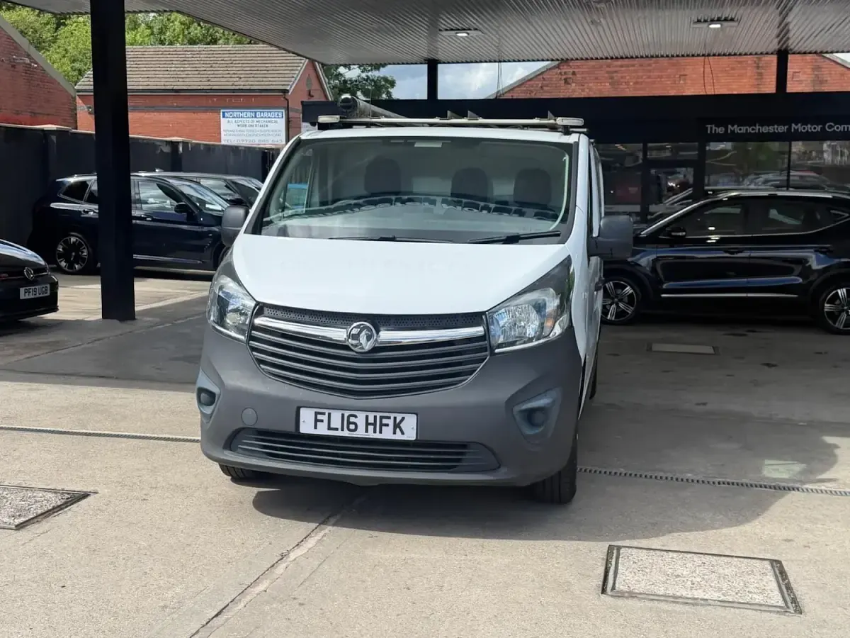 Used Vauxhall Vivaro S 2016 White