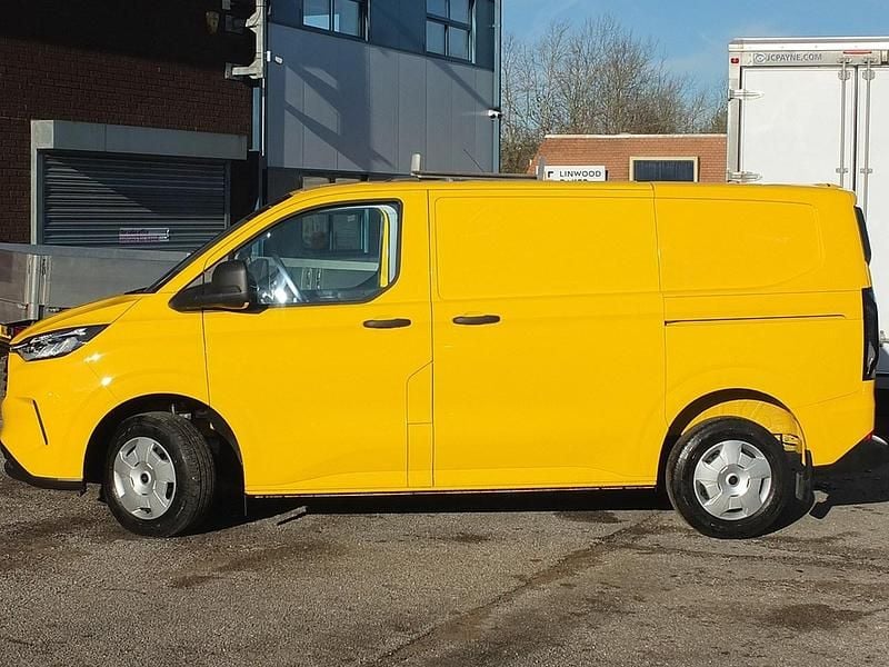 New Ford Transit Custom Trend 136 HP (100 kW) 2025 Yellow Van