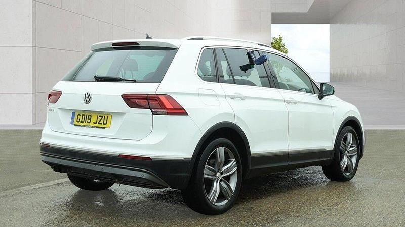 Used VW Tiguan SEL 150 HP (110 kW) 2019 White SUV