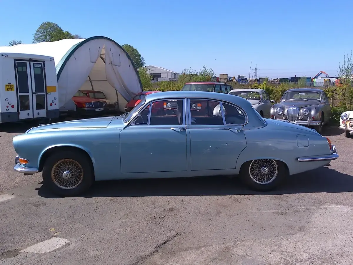 Used Daimler Sovereign 1968 Blue Sedan