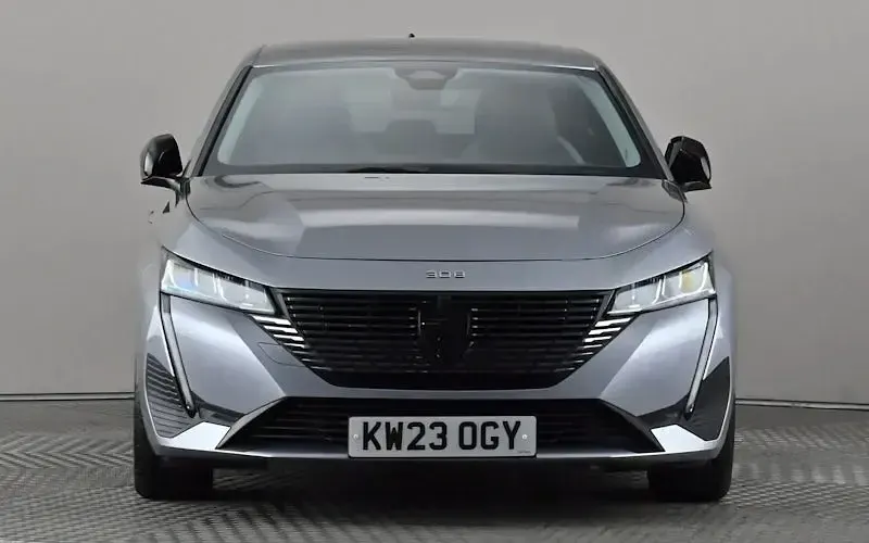Used Peugeot 308 Allure Premium 131 HP (96 kW) 2023 Grey Hatchback