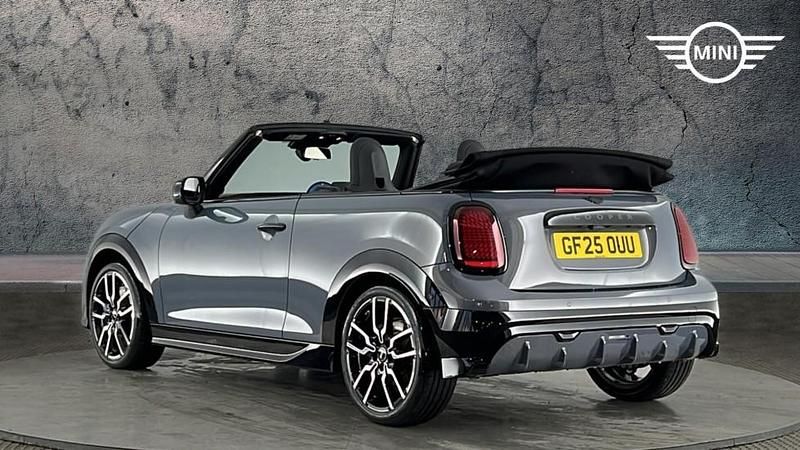 Used Mini Cooper 161 HP (118 kW) 2025 Grey Hatchback