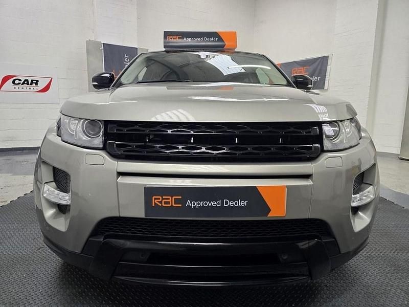 Used Land Rover Range Rover evoque Dynamic 240 HP (176 kW) 2011 Gold Coupe