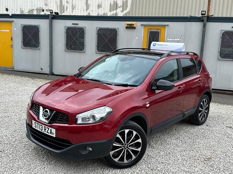 Used Nissan Qashqai 360º 2013 Red SUV