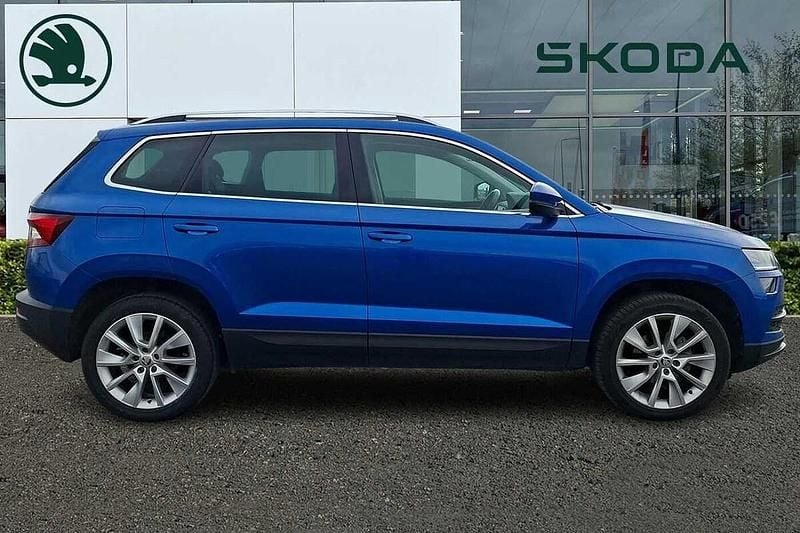 Used Skoda Karoq SE L 110 HP (80 kW) 2022 Race blue metallic SUV