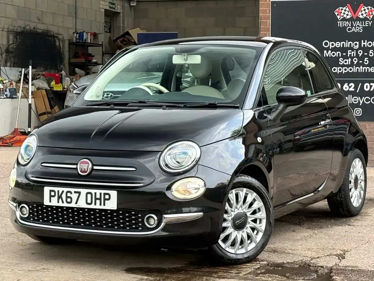 Used Fiat 500 Lounge 69 HP (50 kW) 2017 Black Hatchback