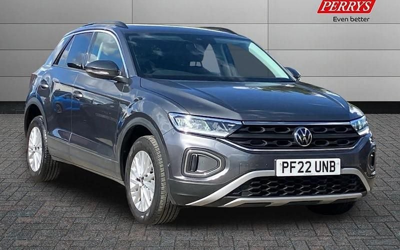 Used 2024 VW T-Roc Life SUV | £15,000 (Fair price) - Image 1/4