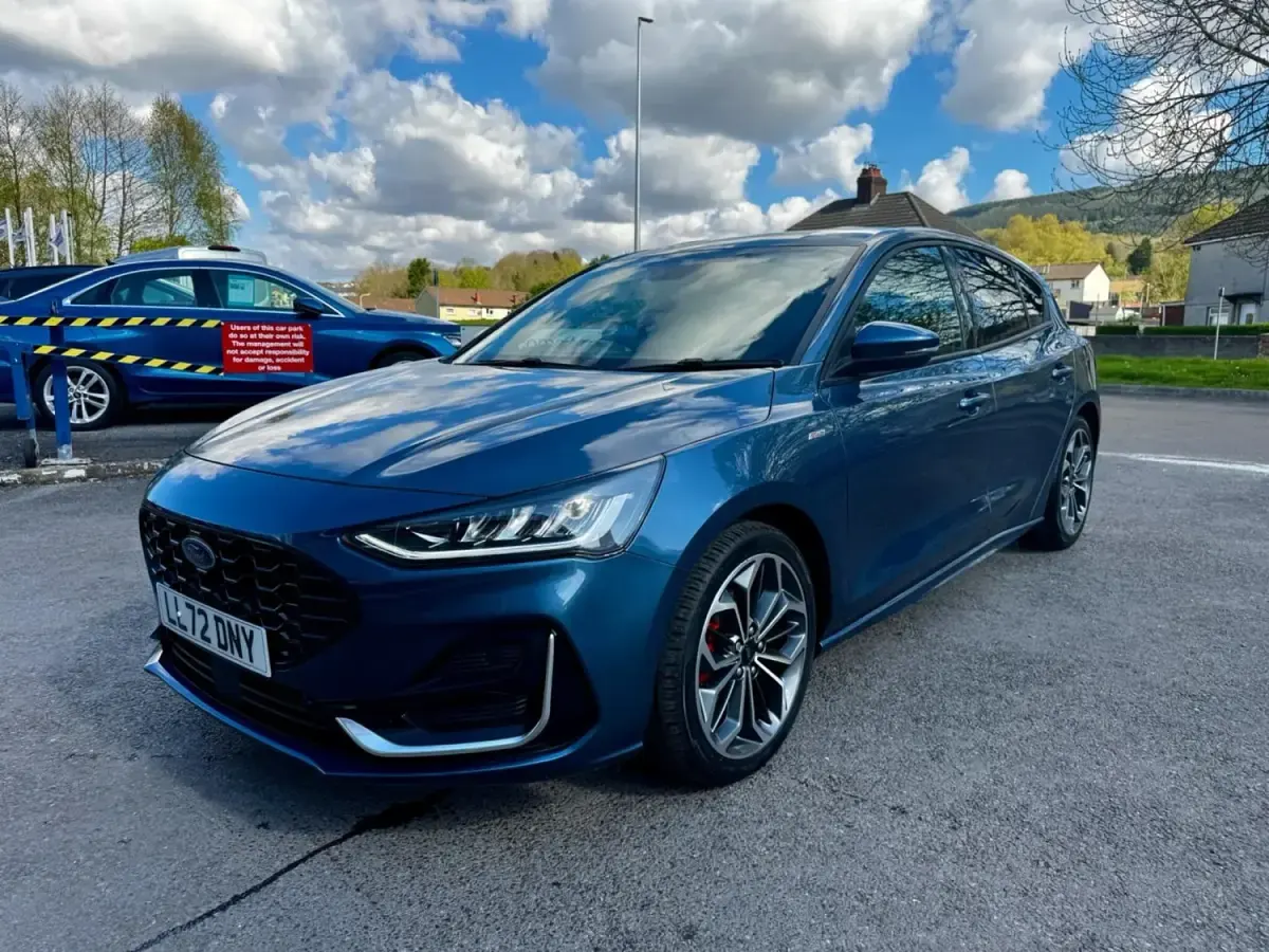 Gebraucht Ford Focus ST-Line 2022 Blau Kleinwagen