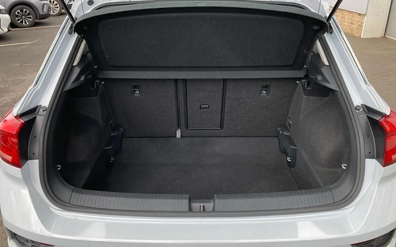 Używany VW T-Roc SE 116 KM (85 kW) 2019 Srebrny SUV