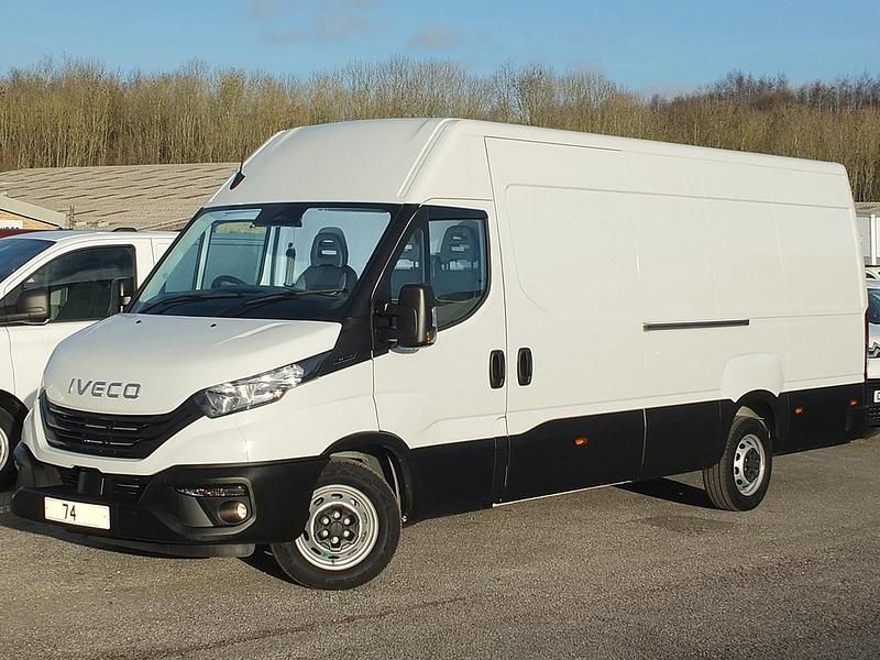 Used Iveco Daily 136 HP (100 kW) 2024 White Van