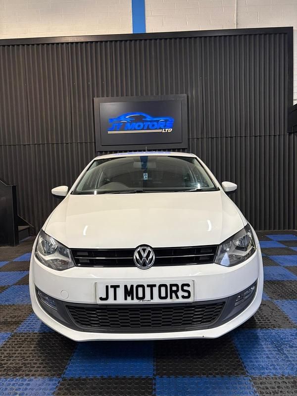 Used VW Polo Match 60 HP (44 kW) 2012 White Hatchback