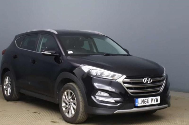 Used Hyundai Tucson Premium 116 HP (85 kW) 2016 Black SUV