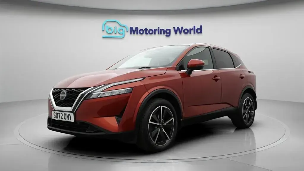 Used Nissan Qashqai S 158 HP (116 kW) 2022 Red SUV
