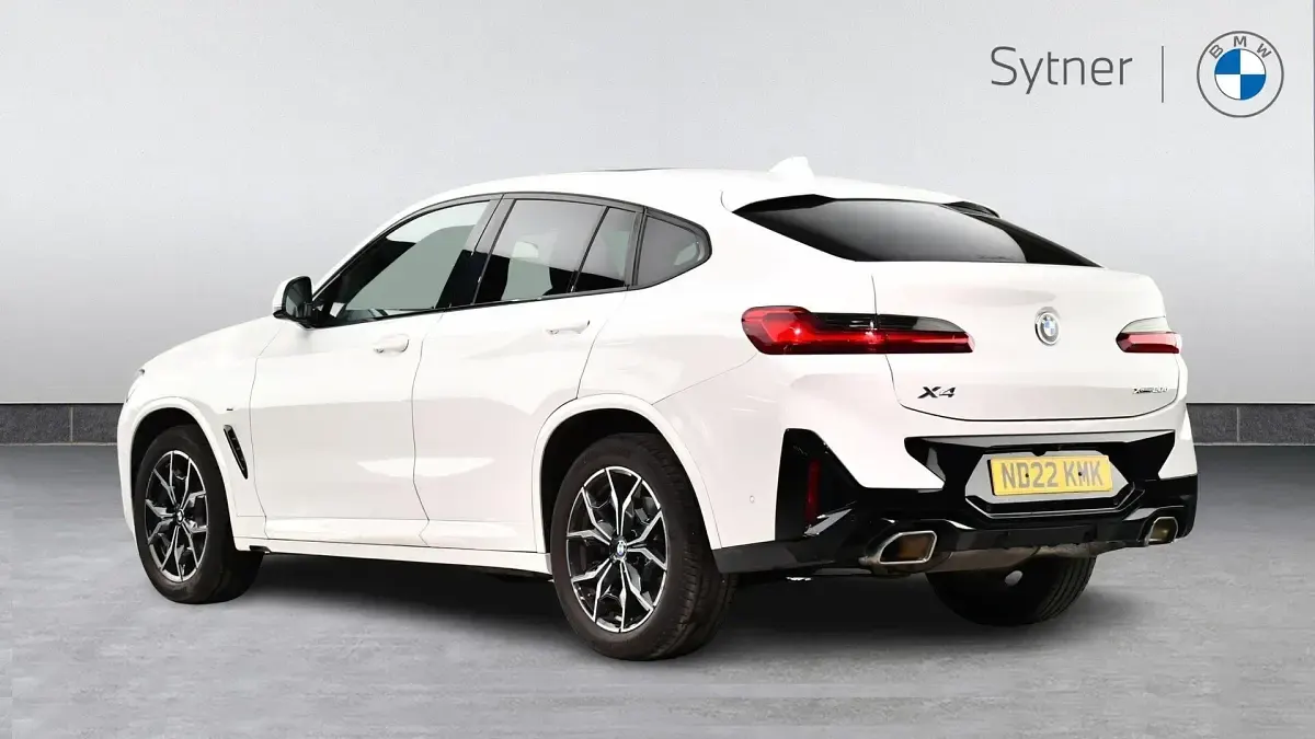 Used BMW X4 M Sport 187 HP (137 kW) 2022 White SUV
