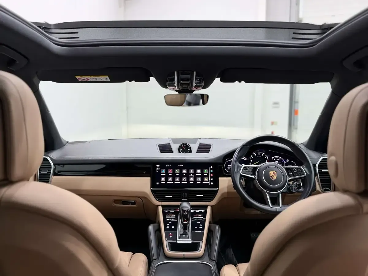 Used Porsche Cayenne Platinum Edition 462 HP (339 kW) 2022 Black SUV
