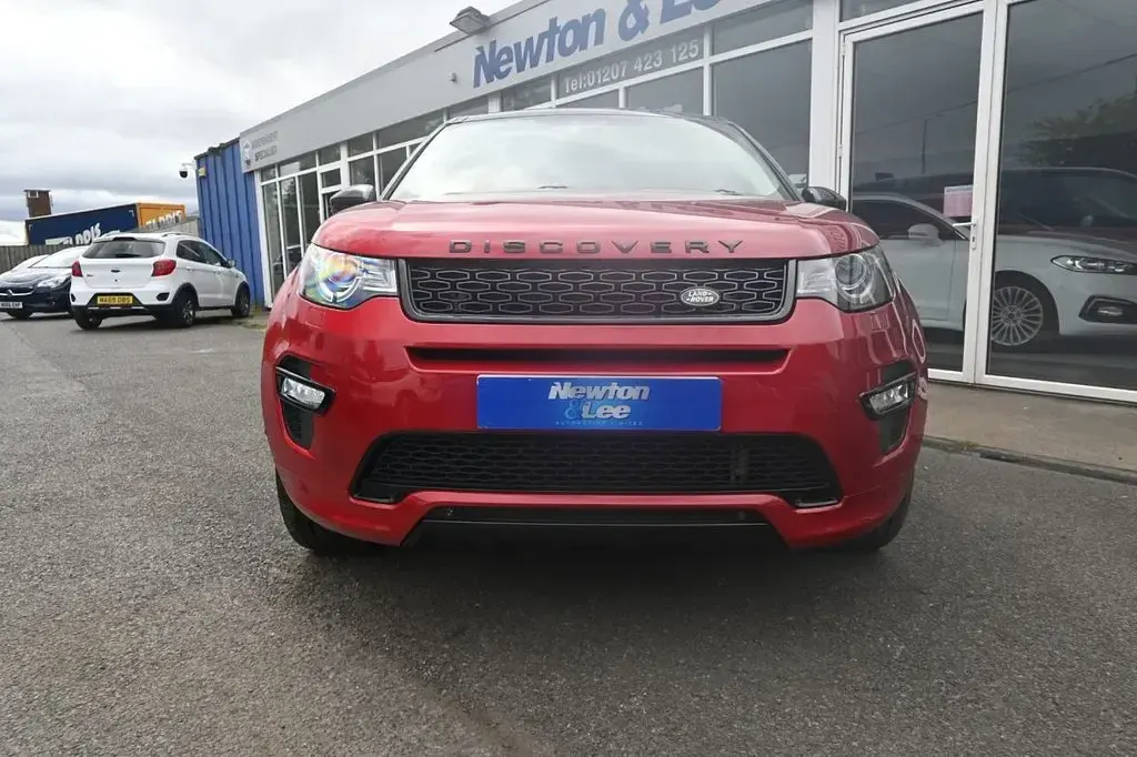 Used Land Rover Discovery Sport HSE Dynamic 240 HP (176 kW) 2019 Red SUV