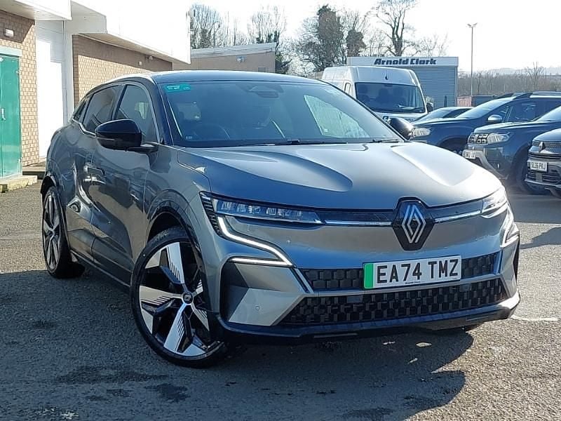 Used Renault Megane E-Tech Komfort 159 kW (217 HP) 2024 Grey Hatchback