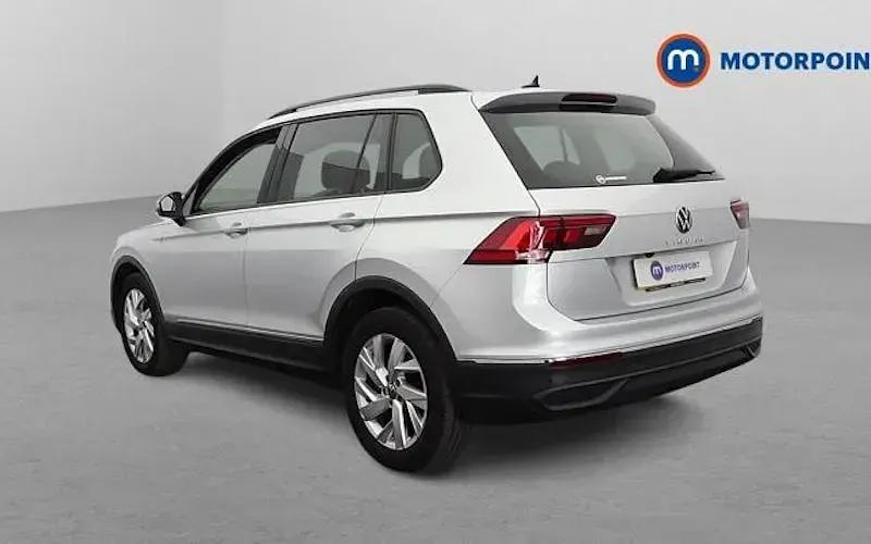 Used VW Tiguan Life 150 HP (110 kW) 2023 Silver SUV