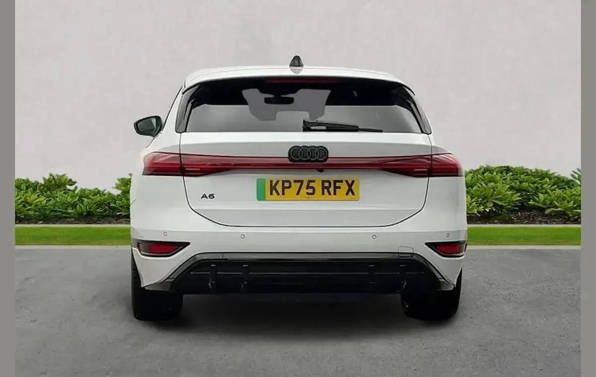 New Audi A6 e-tron Performance 269 kW (367 HP) 2025 White Estate