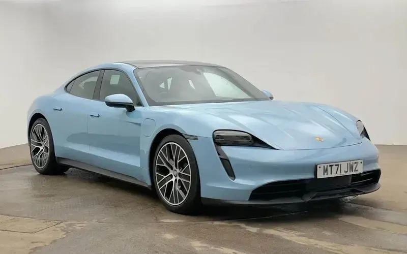 Begagnad Porsche Taycan 350 kW (476 HK) 2023 Sedan