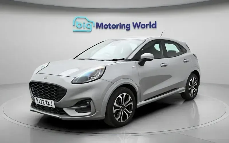 Käytetty Ford Puma ST-Line 125 HP (91 kW) 2022 Katumaasturi