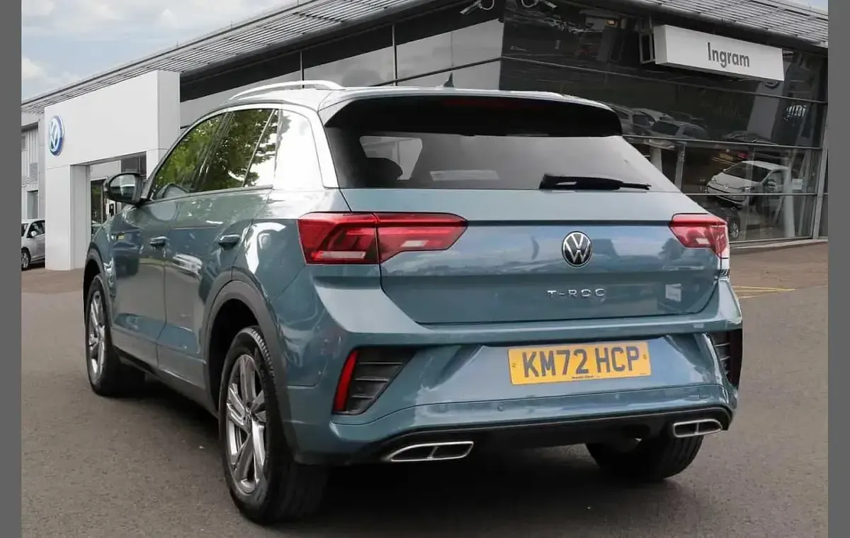 Used VW T-Roc R-line 150 HP (110 kW) 2023 Blue SUV