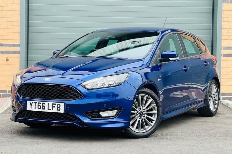 Blue Used 2016 Ford Focus ST-Line Hatchback | £3,250 (Fair price) - Image 1/1