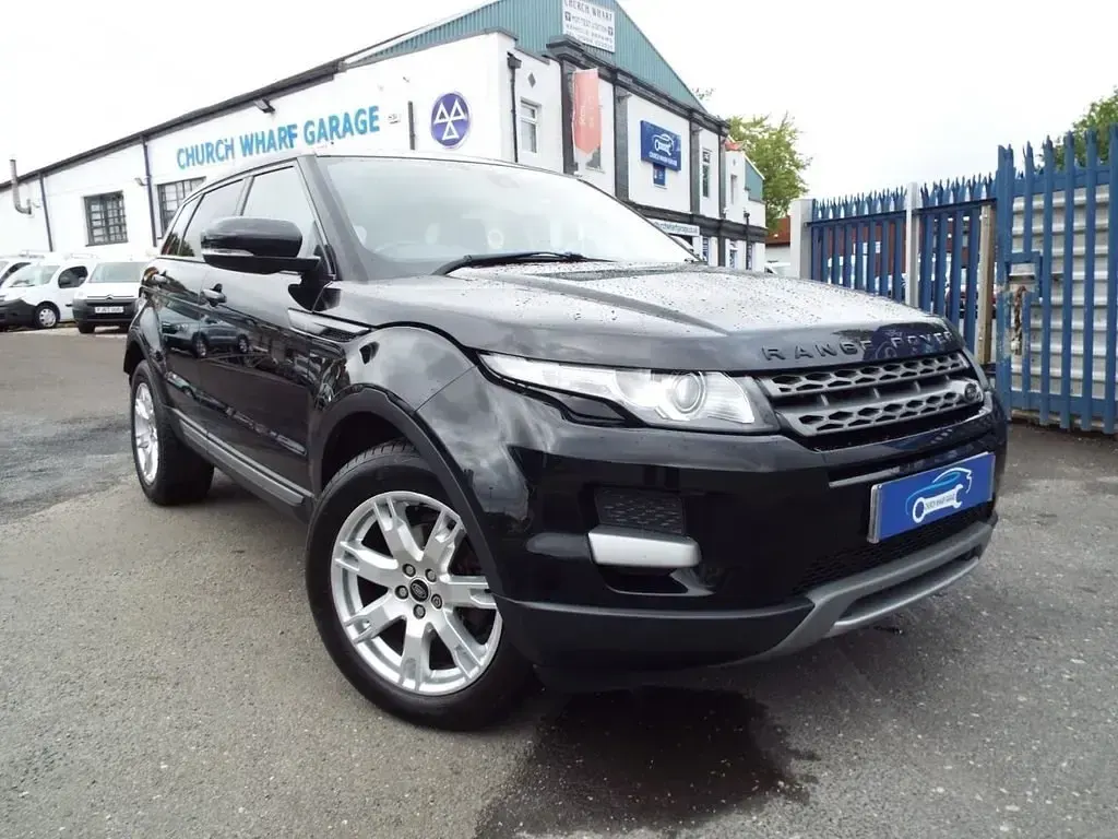 Used Land Rover Range Rover evoque Pure 190 HP (139 kW) 2013 Black SUV