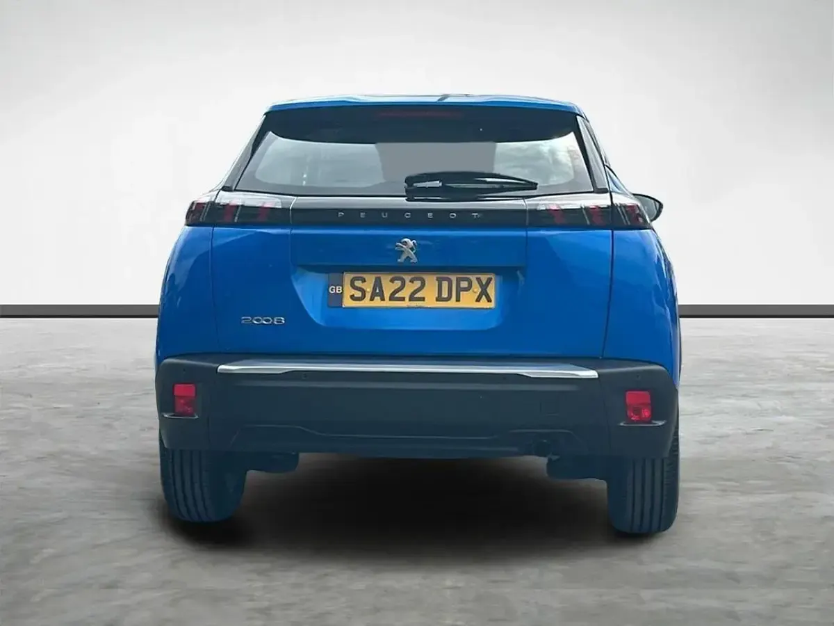 Used Peugeot 2008 Active Premium 100 HP (73 kW) 2022 Blue SUV