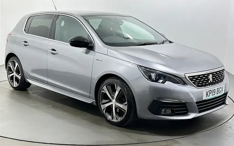 Used Peugeot 308 GT-line 131 HP (96 kW) 2019 Hatchback