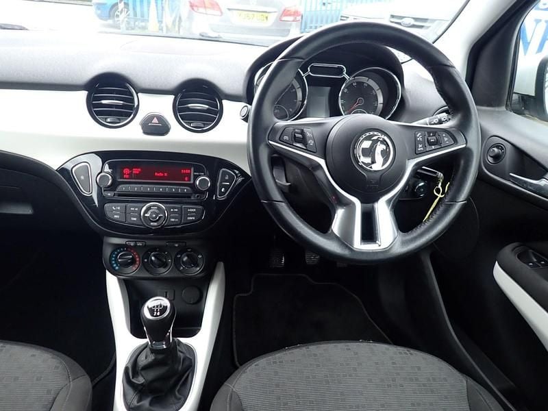 Used Vauxhall Adam Jam 70 HP (51 kW) 2013 White Hatchback