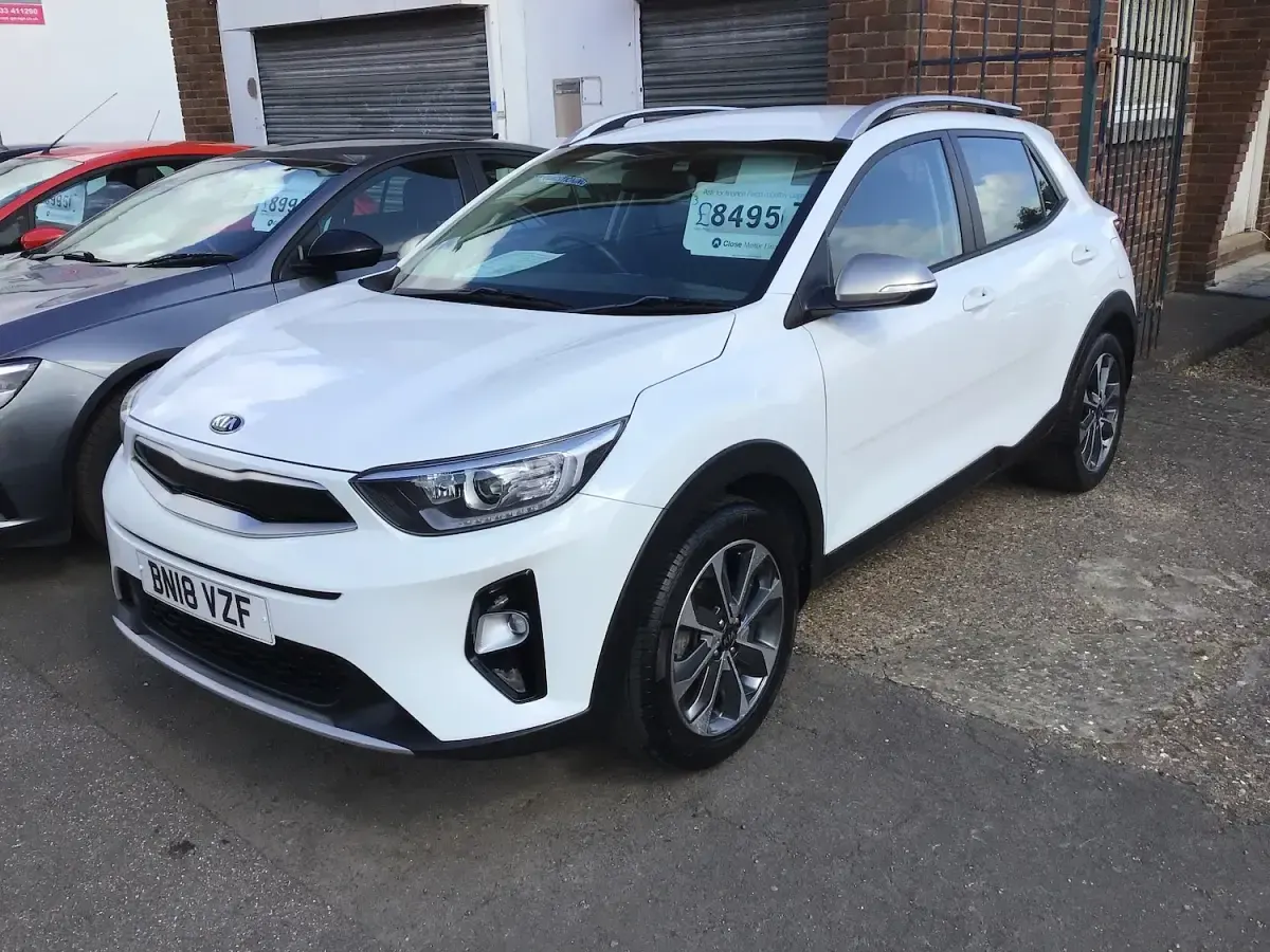 Used Kia Stonic 98 HP (72 kW) 2018 White SUV