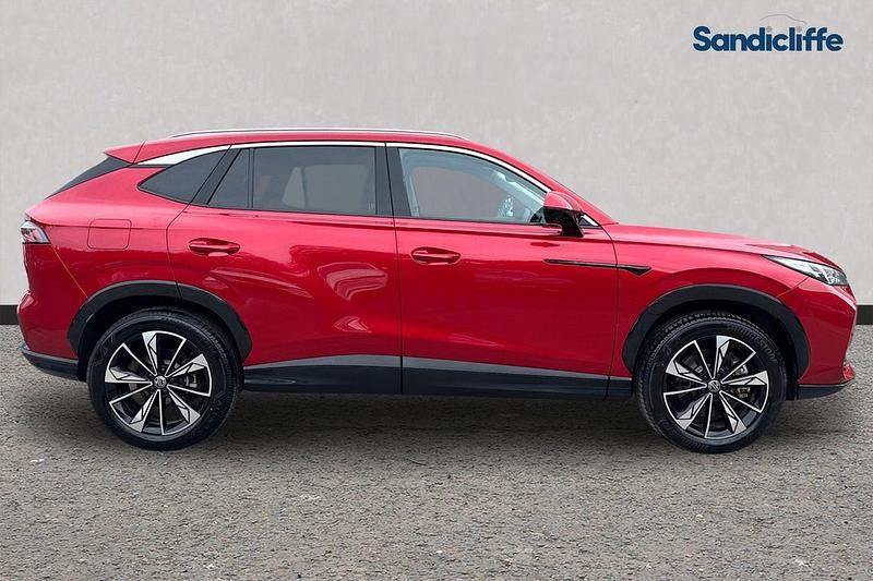 Used MG HS Trophy 224 HP (164 kW) 2024 Tri coat  dynamic red SUV