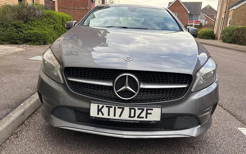 Used Mercedes A180 SE 122 HP (89 kW) 2017 Grey Hatchback