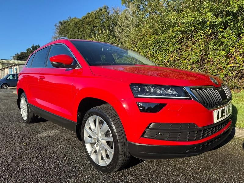 Red Used 2019 Skoda Karoq SE L SUV | £12,995 (Fair price) - Image 1/4