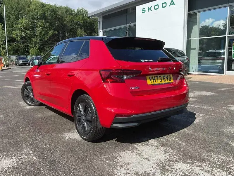 Used Skoda Fabia Colour Edition 70 HP (51 kW) 2023 Velvet red metallic body / black magic pearl effect roof Hatchback