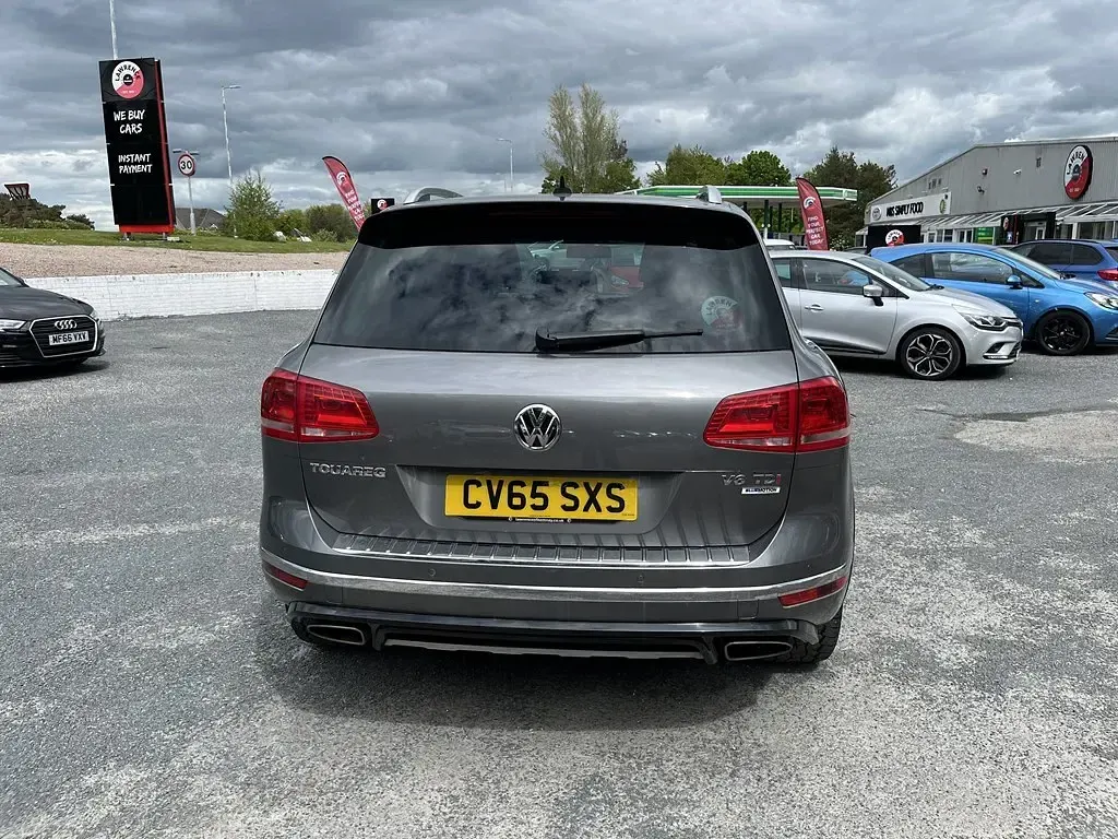 Used VW Touareg R-line 2016 Canyon grey SUV