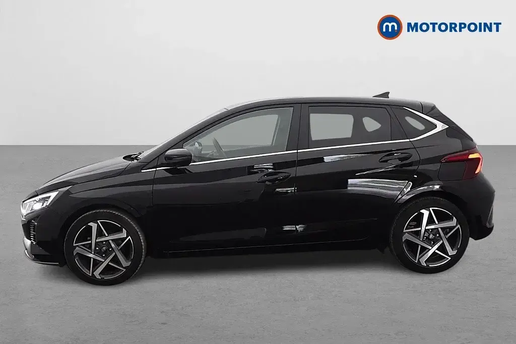 Used Hyundai i20 Ultimate 101 HP (74 kW) 2025 Black Hatchback