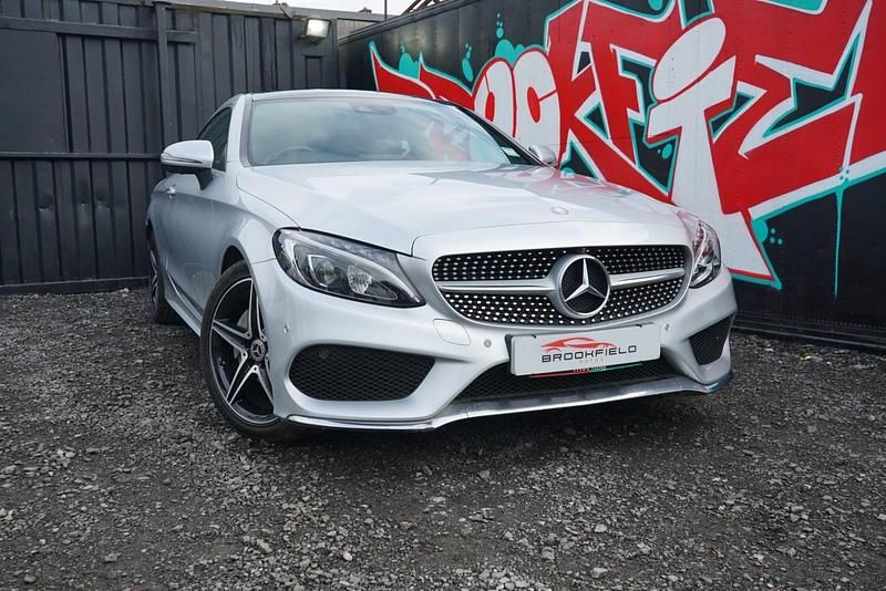 Used Mercedes C220 AMG Line Premium Plus 170 HP (125 kW) 2016 Silver Coupe