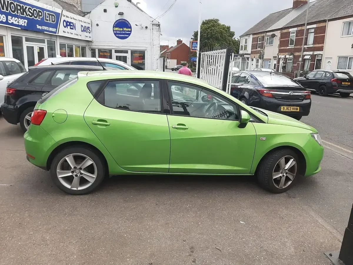 Used Seat Ibiza SE 2012 Green Hatchback