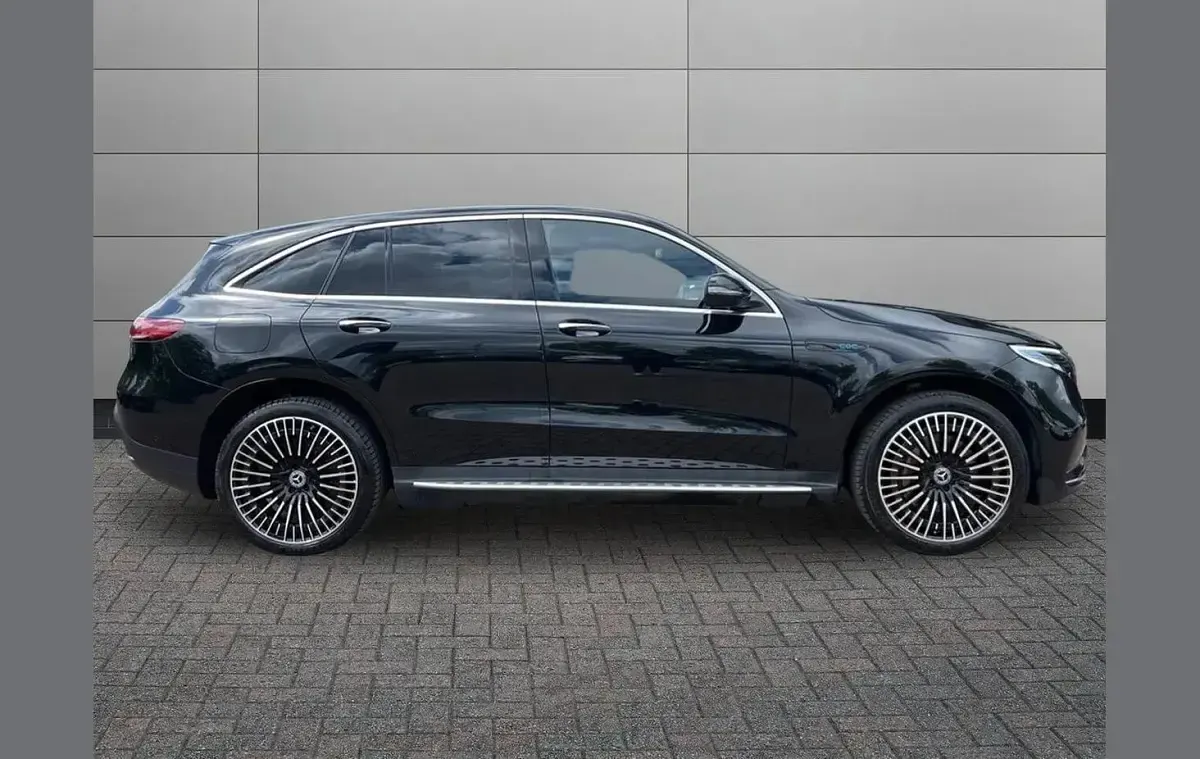 Used Mercedes EQC400 AMG Line Premium 300 kW (408 HP) 2022 Black SUV
