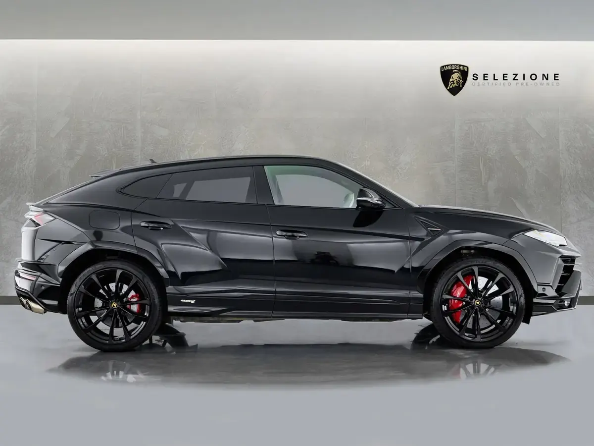 Used Lamborghini Urus 2025 Black SUV