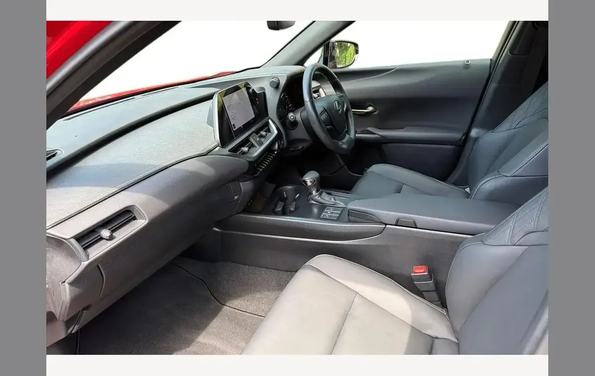 Used Lexus UX 250h 184 HP (135 kW) 2023 Red SUV