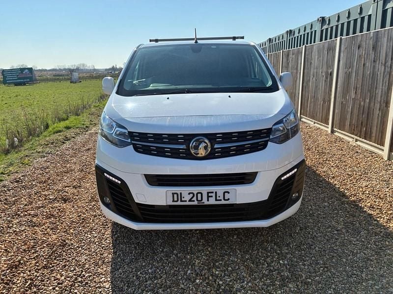 Used Vauxhall Vivaro Sportive 100 HP (73 kW) 2020 White MPV