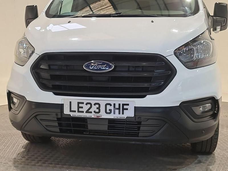 Used Ford Transit Custom 130 HP (95 kW) 2023 White Van