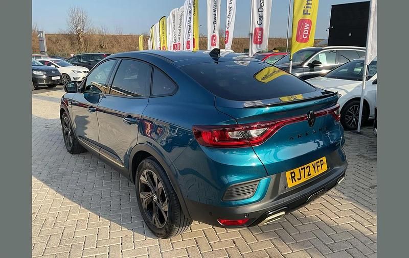 Used Renault Arkana Engineered 140 HP (102 kW) 2023 Blue SUV