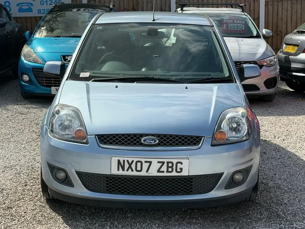 Used Ford Fiesta Zetec 73 HP (53 kW) 2007 Blue Hatchback