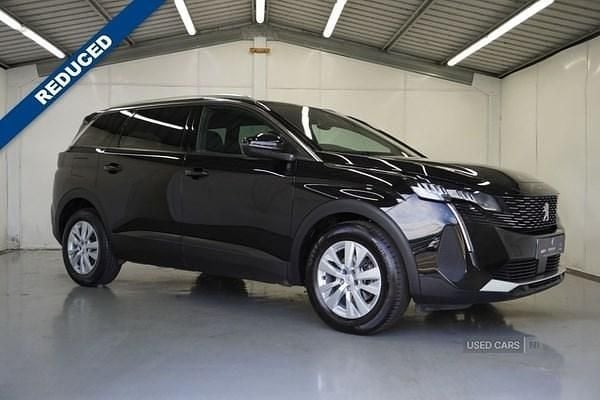 Black Used 2023 Peugeot 5008 Allure+ MPV | £18,995 (Fair price) - Image 1/4