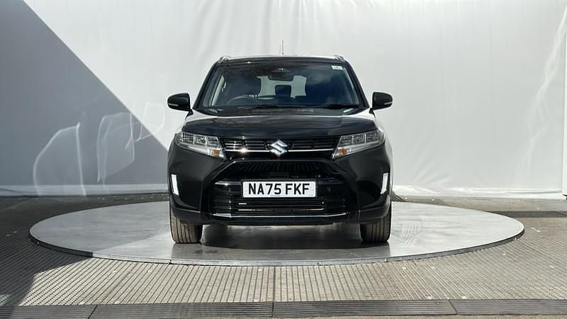 Second-hand Suzuki Vitara 129 CP (94 kW) 2025 Negru SUV